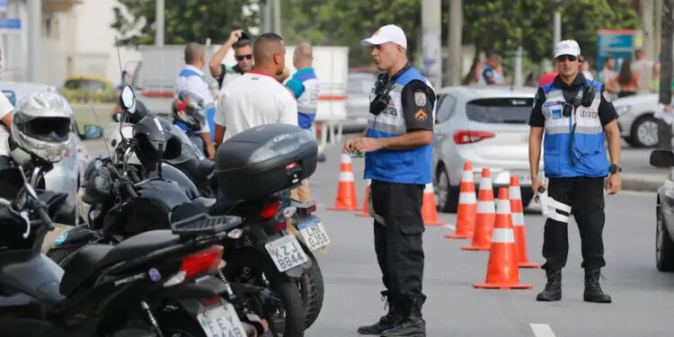 Motoristas agora podem ter a CNH suspensa por usar remédios controlados na nova Lei Seca