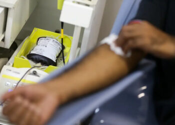 Existe idade limite para doar sangue? Veja como funciona