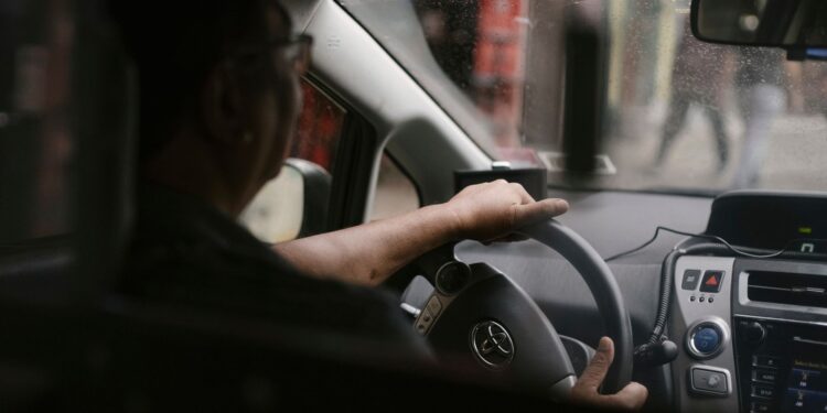 Amplia limite crédito motoristas aplicativo