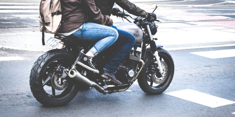 Radar antibarulho identifica escapamentos irregulares