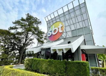 Globo apela e tira novela que fez sucesso no SBT para usar em seu serviço de streaming