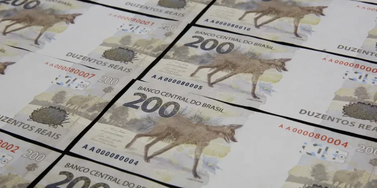 O que aconteceu com as notas de R$ 200? Entenda se ainda são válidas