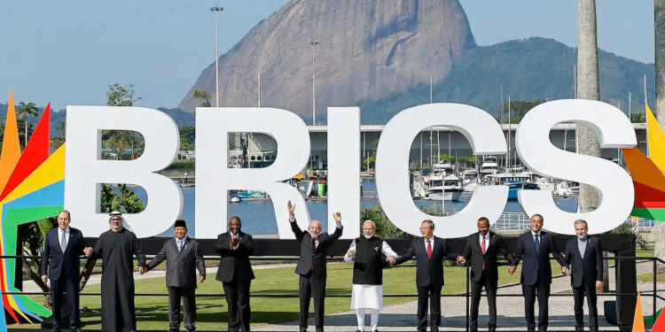 BRICS supera Alemanha, Canadá, EUA, França, Itália, Japão e Reino Unido juntos em produção econômica