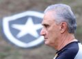 Não servia para jogar no Botafogo e agora vai defender gigante italiano