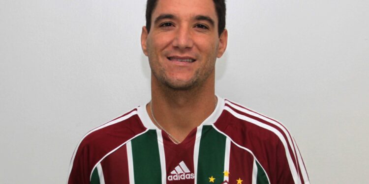 Nova profissão de Thiago Neves depois de se aposentar surpreendeu muitas pessoas