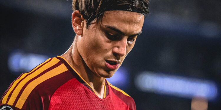 Dybala deixa Messi de lado e escolhe seu maior ídolo