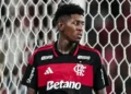 Enquanto Vitão ganha R$ 900 mil no Flamengo, Wesley ganha ainda mais no Cruzeiro