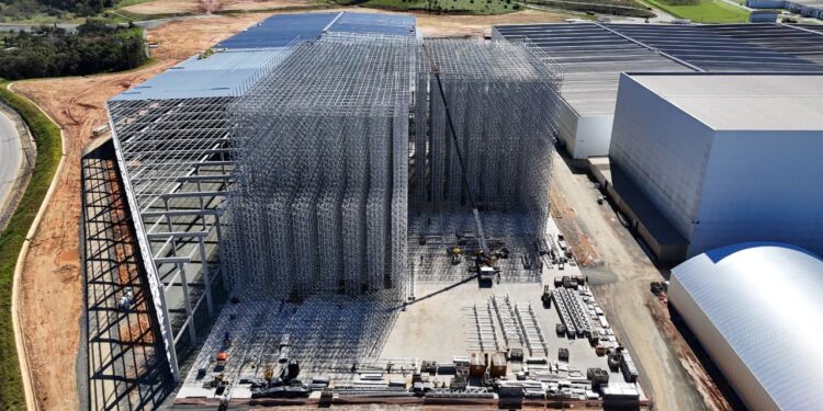 Gigante do varejo gera cerca de 3.000 empregos ao abrir 15 lojas para faturar R$ 3,5 bilhões a mais