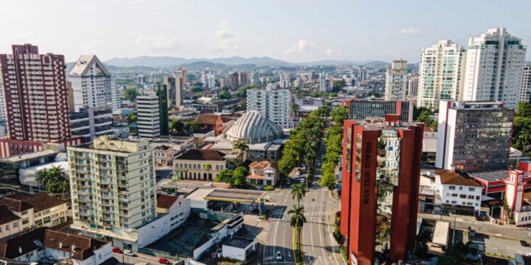 Cidade brasileira orgulha o continente e aparece entre as melhores do mundo para viver