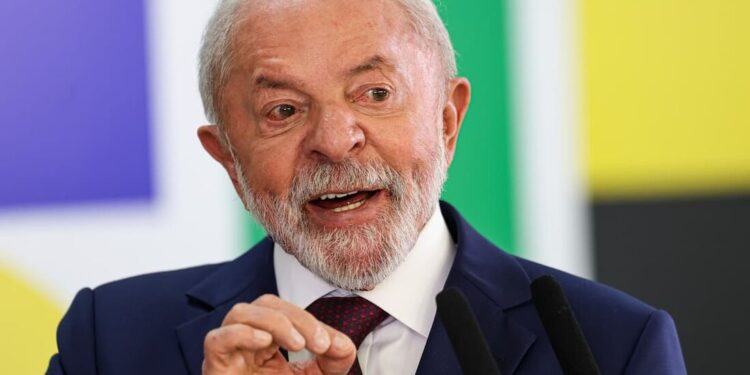 Pagamentos do INSS, Bolsa Família e BPC vão atrasar após greve da Caixa ser mantida?