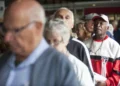 Aposentados do INSS podem receber Bolsa Família ao mesmo tempo e poucos sabem disso