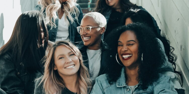 Benefício paga até R$ 6 mil para mulheres nesta condição em São Paulo