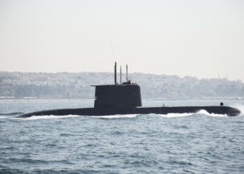 Vizinho do Brasil prepara movimentos militares com a compra de três submarinos e duas fragatas por R$ 18 bilhões