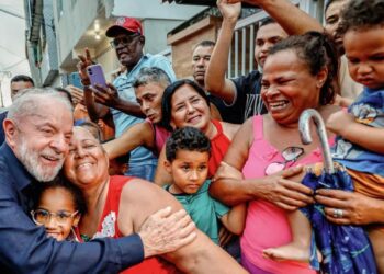 Novo valor do Bolsa Família começa a ser pago já em outubro? Confirmado