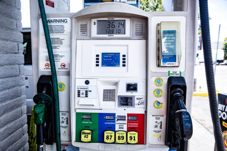 Nova lei exigirá gasolina etanol