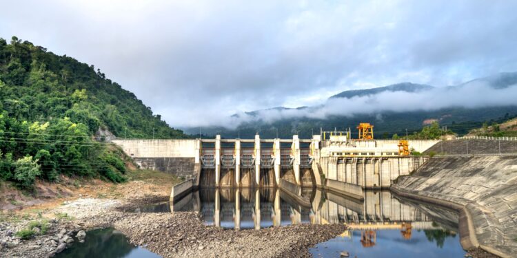 Investimento bilhões china represa gigante