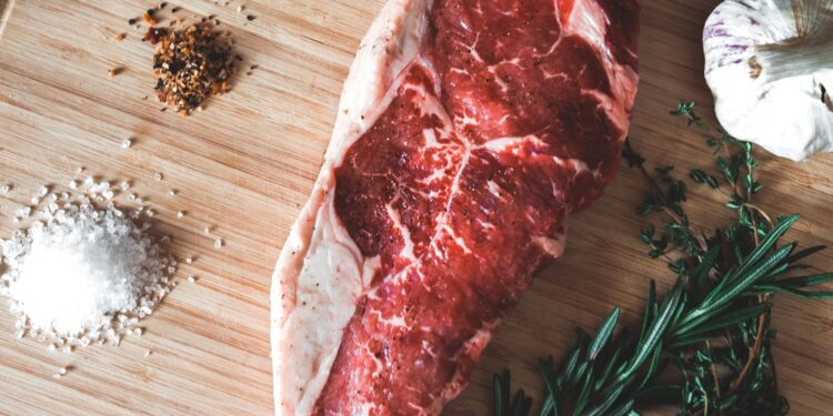 Cor gordura carne revela alimentação