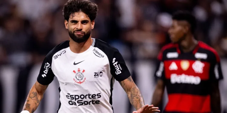 Enquanto Yuri Alberto ganha R$ 2 milhões no Corinthians, Samuel Lino não fica para trás