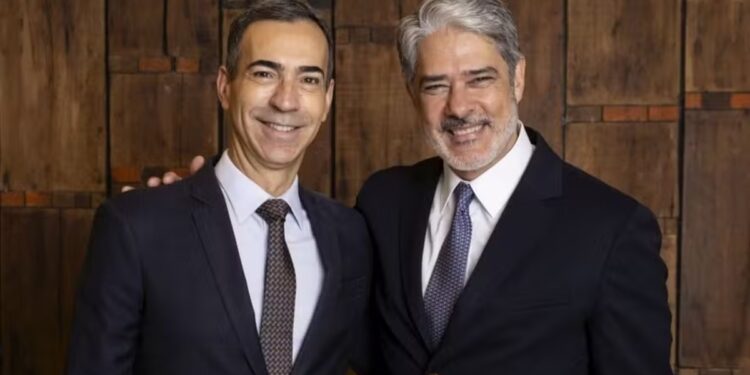 Enquanto William Bonner abandonou R$ 900 mil mensais, salário de César Tralli no JN é muito menor