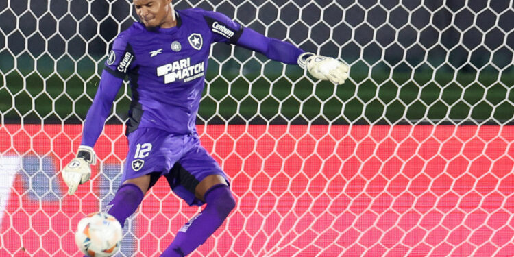 John DIZ SIM para retorno ao Brasil e Flamengo esfrega as mãos