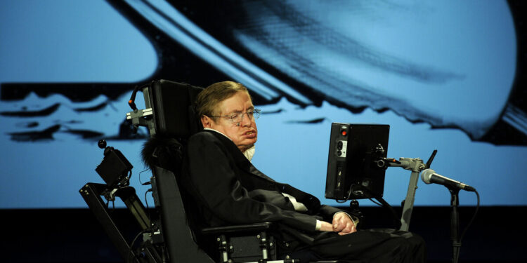 Stephen Hawking deixou reflexão sobre a vida “Não importa quanto a vida possa ser ruim, sempre existe algo que você pode fazer, e triunfar. Enquanto há vida, há esperança.”