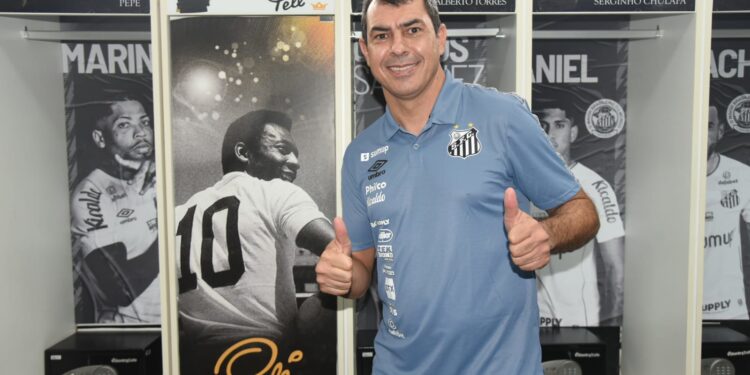 Vazou a multa de Fábio Carille para assinar com o Corinthians