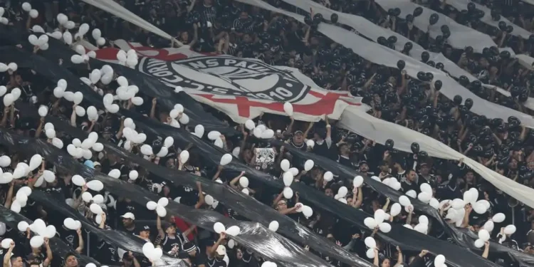 Corinthians assina com meio-campista e recebe R$ 13,5 milhões para gastar