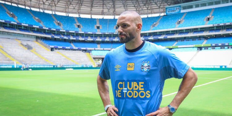 Weverton no Cruzeiro: salário do jogador para 2027