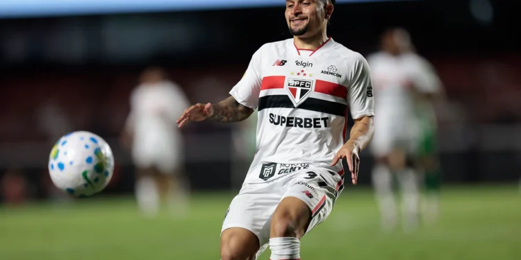 Vazou o salário de Artur, do Botafogo, que o São Paulo pode contratar