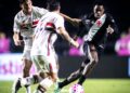 Enquanto Andrés Gómez ganha R$ 580 mil no Vasco, Carlos Vinicius ganha muito mais no Grêmio