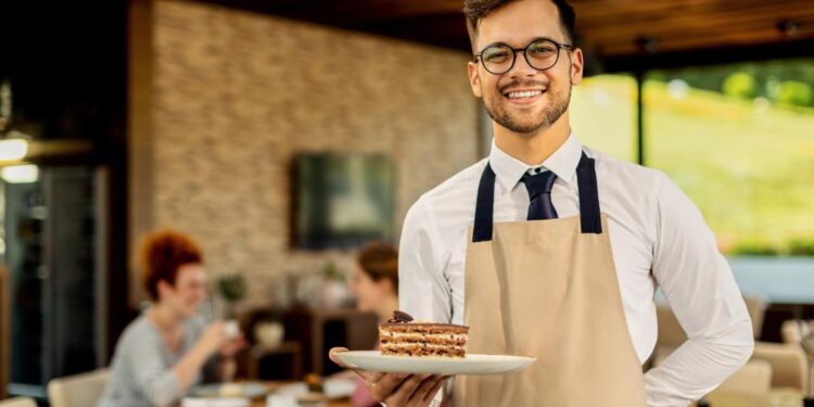 Quanto um garçom ganha por dia de trabalho no Brasil em 2026?