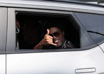 Aos 46 anos, Ronaldinho Gaúcho aceita R$ 500 mil por mês para voltar a jogar