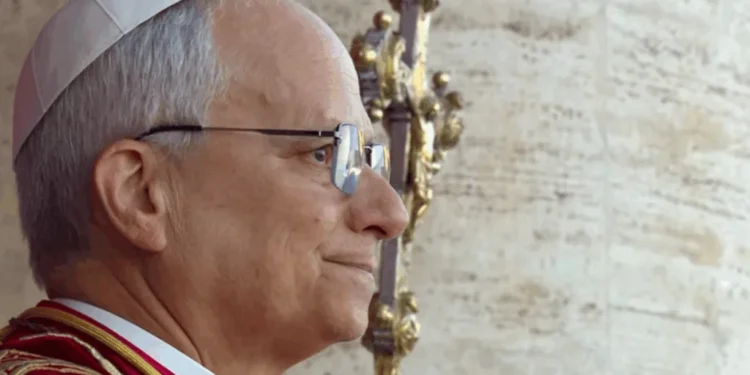 Papa Leão XIV é fumante? Pontífice foi diagnosticado com um tipo de câncer no pulmão