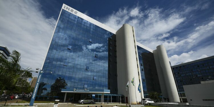 Aposentados do INSS podem receber dinheiro extra todos os meses se cumprirem este requisito