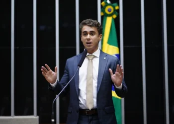Patrimônio de Nikolas Ferreira cresce 10.400% em 4 anos: veja fortuna atualizada do deputado federal