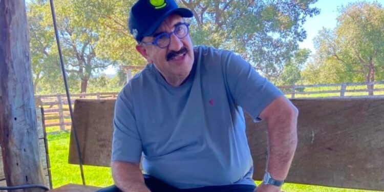 Enquanto Ratinho investe em imóveis e fazendas, Celso Portiolli ganha dinheiro de outro jeito fora da TV