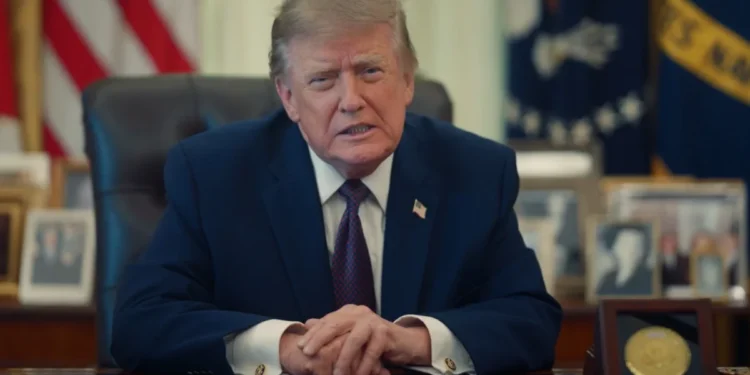 Donald Trump se manifesta sobre votação realizada no Brasil